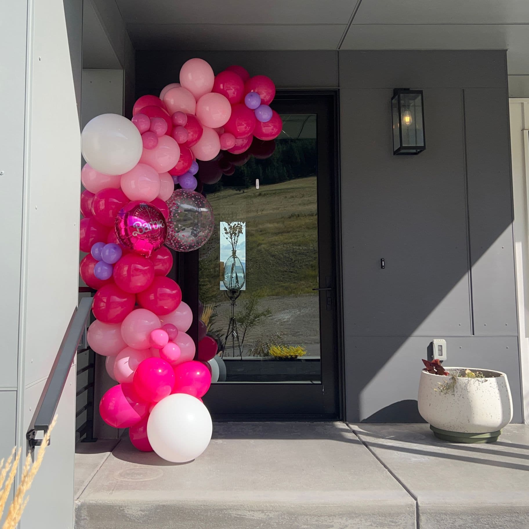 Outdoor Balloon Garland - undefined